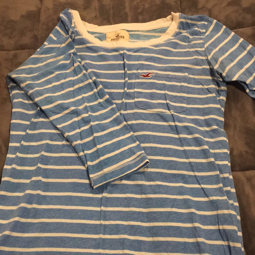 Blue stripped shirt with cropped sleeves